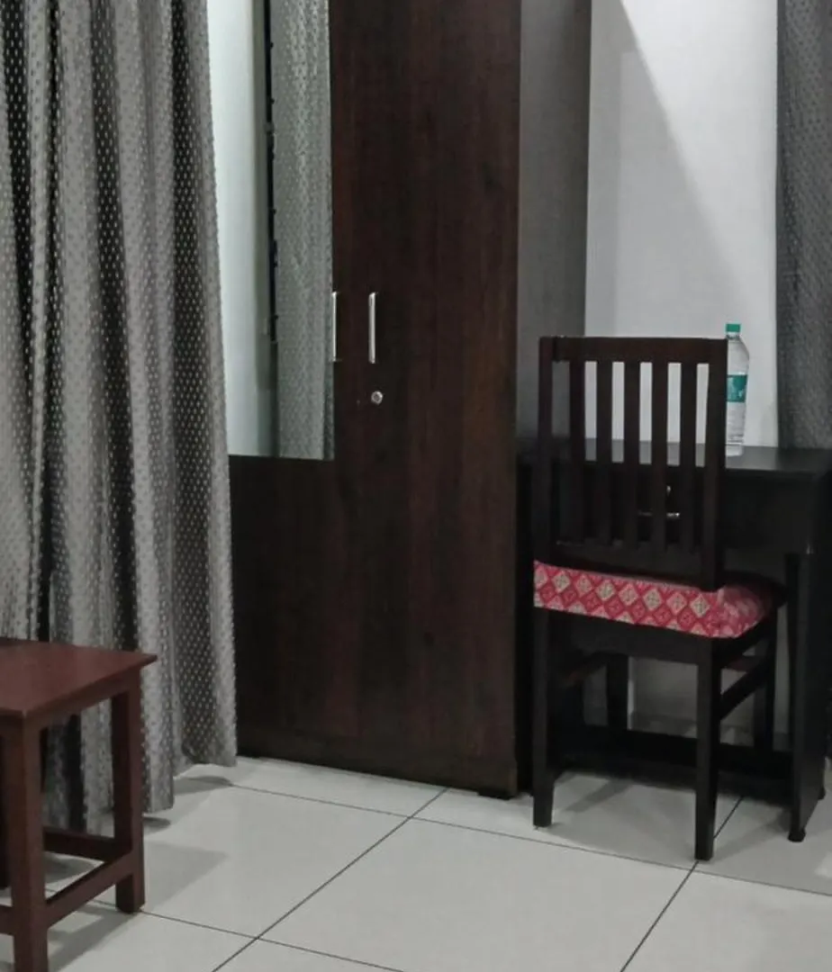Kochi Annies Inn Homestay לינה וארוחת בוקר