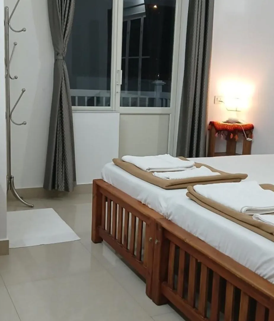 לינה וארוחת בוקר Kochi Annies Inn Homestay